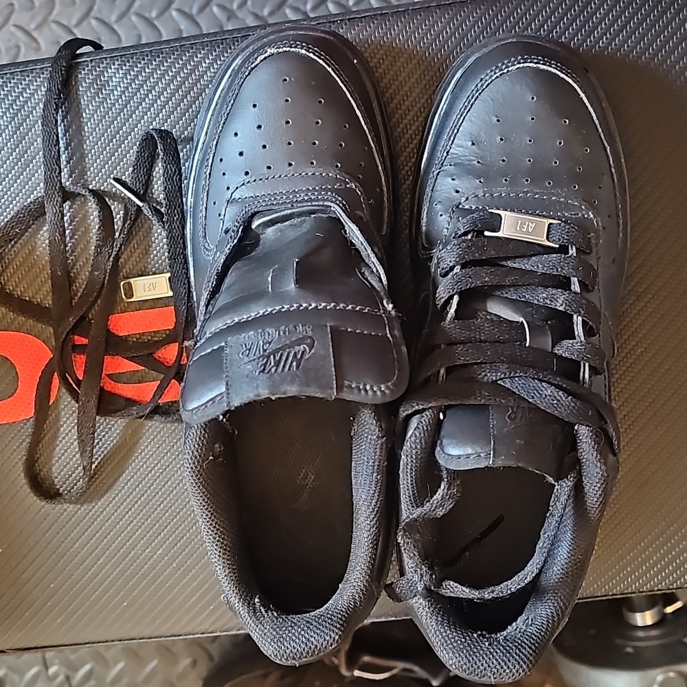 Air force ones in youth size